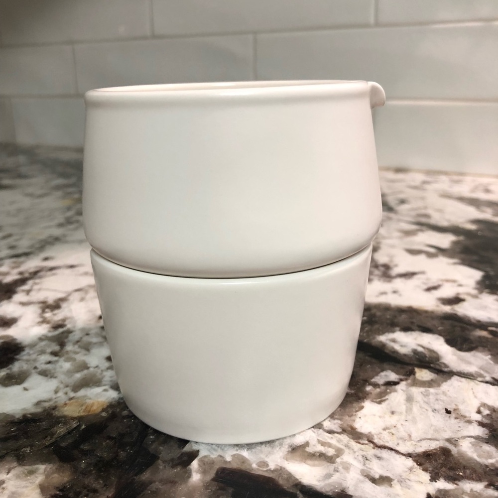 Starbucks 2013 Stackable Sugar & Creamer - Minimalist Modern - White - Picture 4 of 11